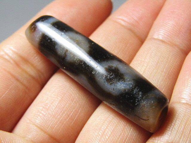 藏传玛瑙 三眼天珠 风化清晰图4