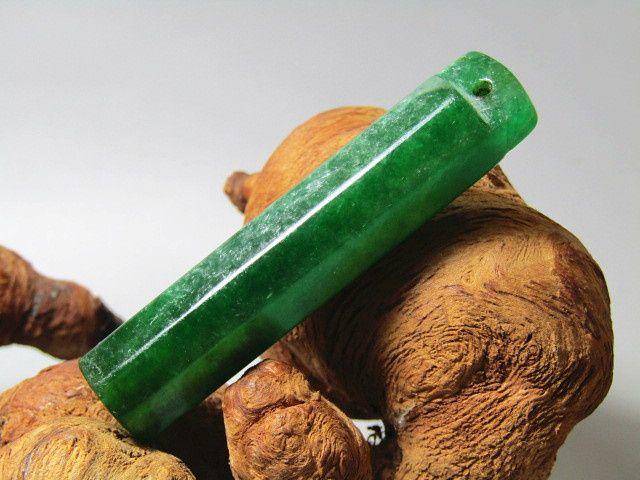 重器 清冰种满绿翡翠多棱 翎管 风化清晰 开门到代图4