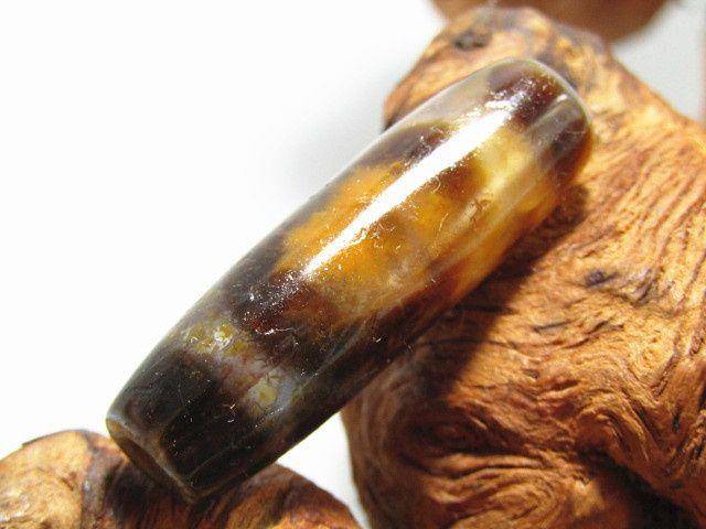 清 藏传玛瑙 两眼天珠 包浆熟厚图9