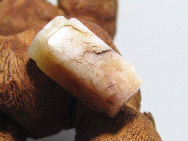 晚清和田玉 勒子 包浆熟厚图4