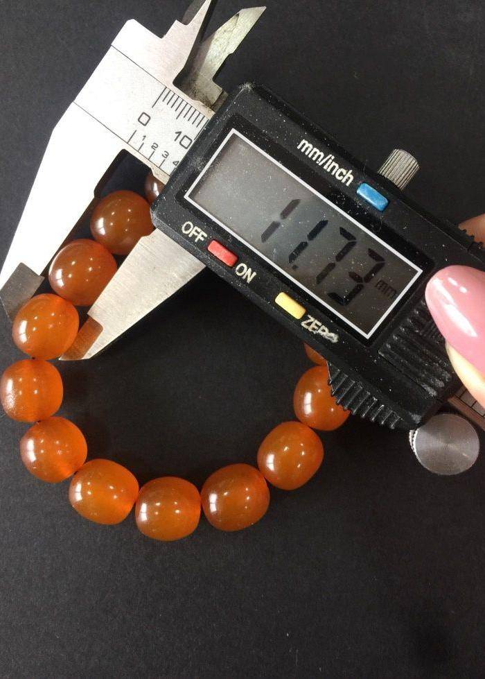 8098欧洲回流蜜蜡手串图6