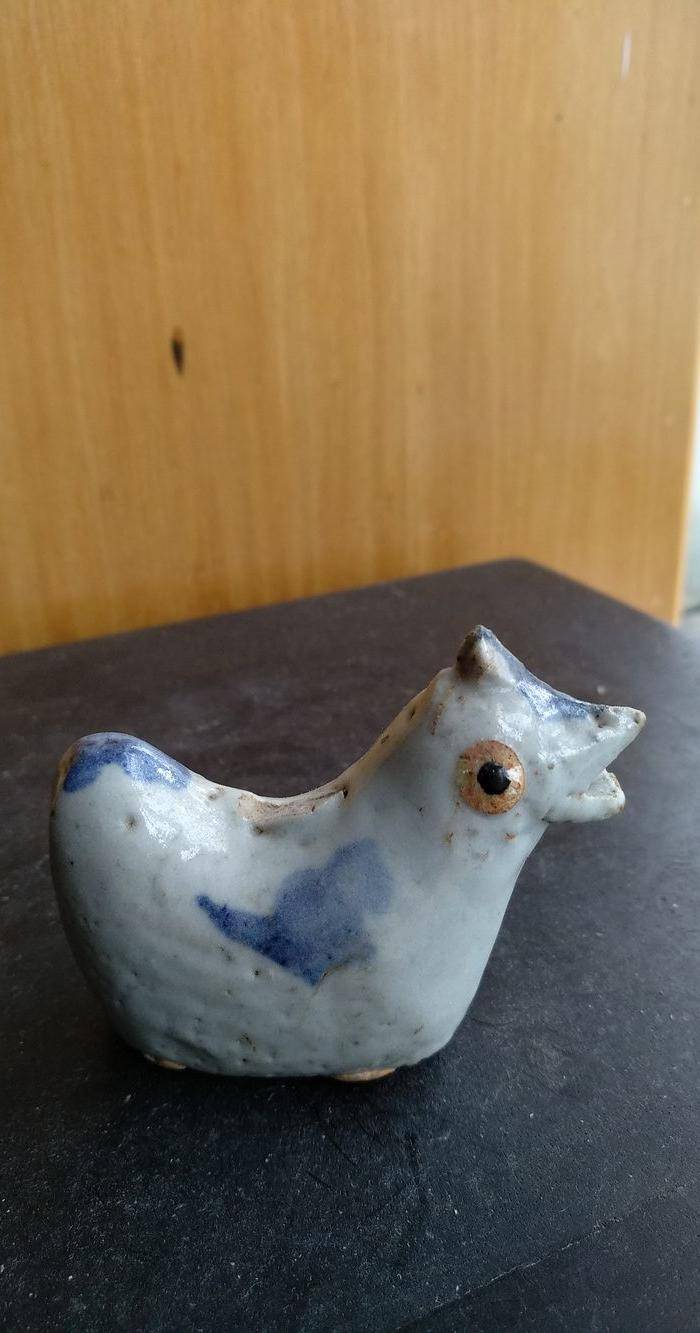 清代青花鸡型小水滴,宽6Cm,高4.5Cm,文房佳器。图2