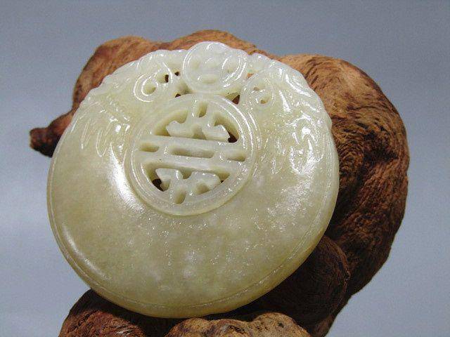 晚清和田且末糖玉 双面二龙戏珠 牌 风化自然清晰图5
