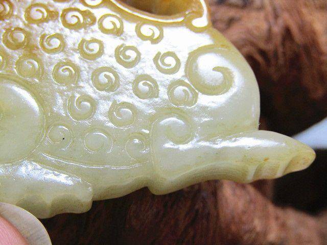 战汉 和田玉 龙牌 挂件包浆熟厚图2