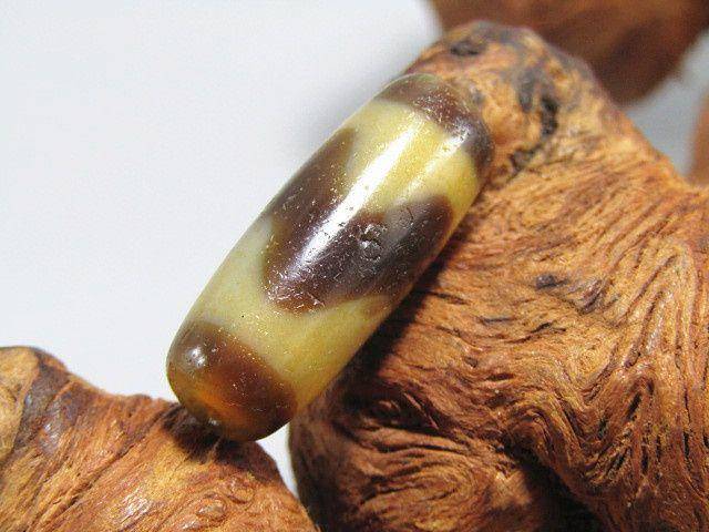 藏传玛 瑙 虎牙天珠 包浆熟厚图9