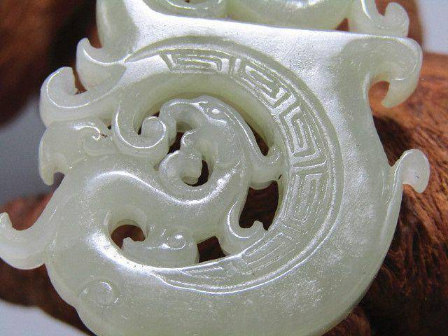 清和田玉 镂空双面 龙凤牌 包浆极为熟润图8