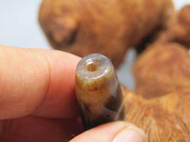 清 藏传玛瑙 两眼天珠 包浆熟厚图6