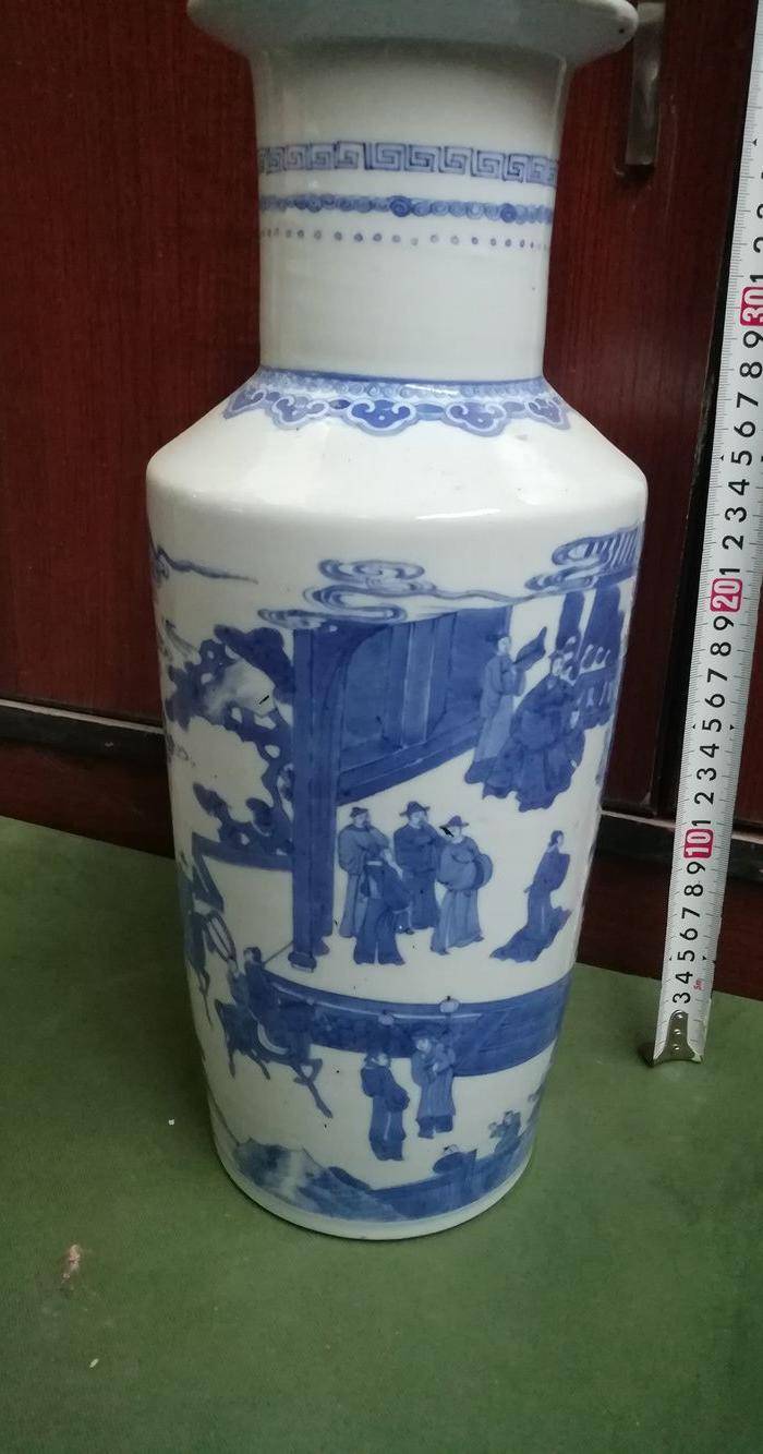 青花棒槌瓶图2