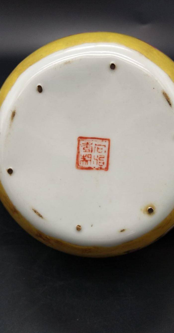 清同治粉彩茶壶图11