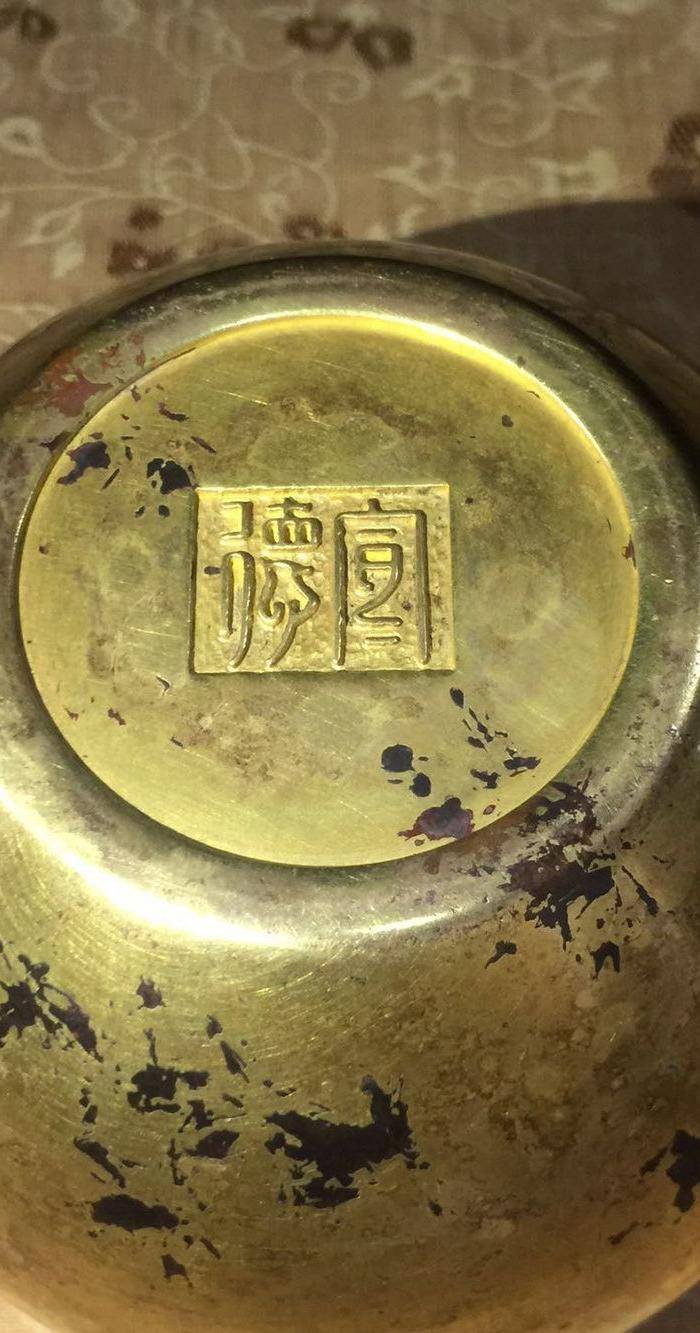 欧洲回流鎏金铜小缸图5