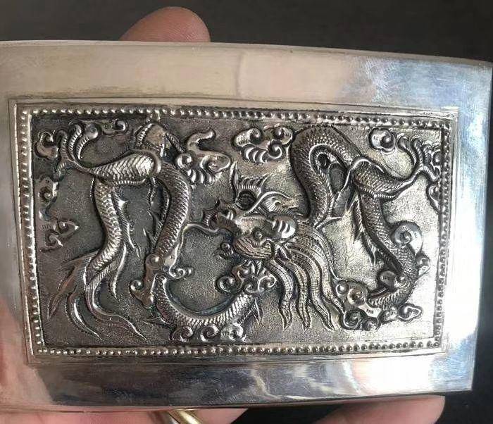 一个纯银龙纹盒子图6