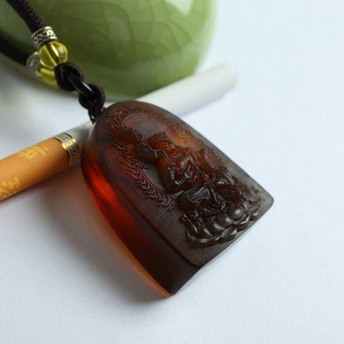 棕红缅甸琥珀不动明王吊坠 49KK26图4