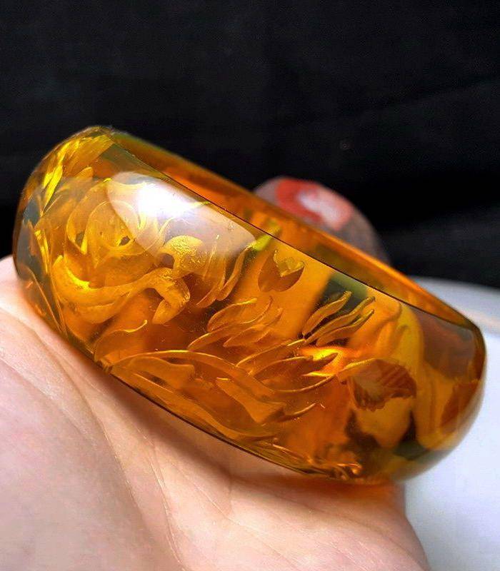46.9克墨西哥蓝珀雕花手镯图3
