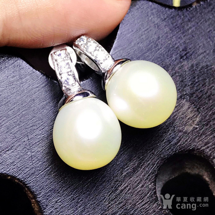 天然淡水珍珠香槟色漂亮近圆珍珠银镀白金镶耳钉一对