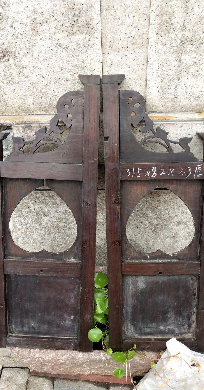 比较漂亮红酸枝家具摆件一对图6