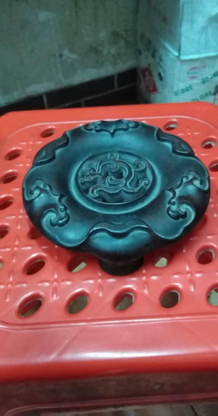 红木香炉底座图3