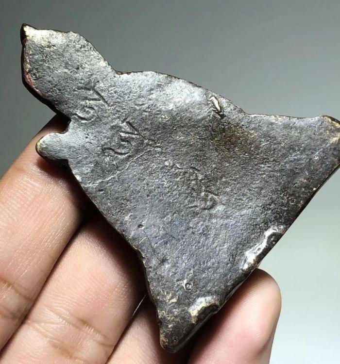 明代 藏传 莲花生大士 手工錾刻添彩 工艺精美 包浆自然图3