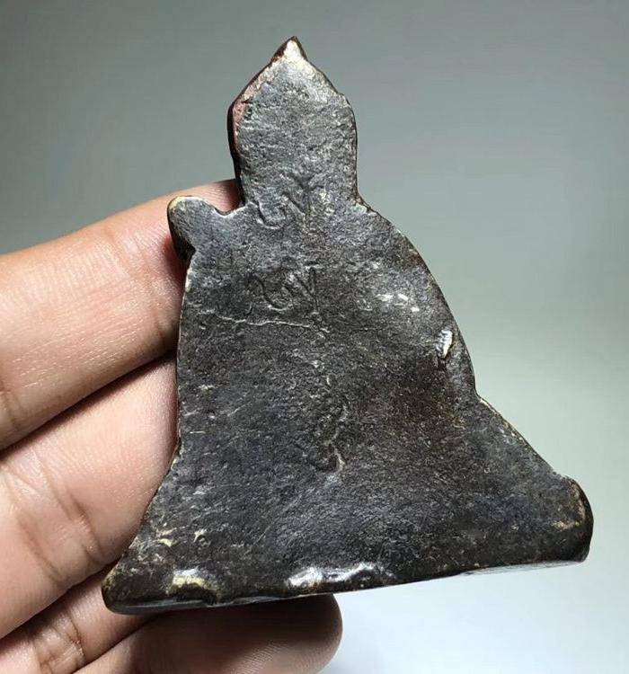 明代 藏传 莲花生大士 手工錾刻添彩 工艺精美 包浆自然图4