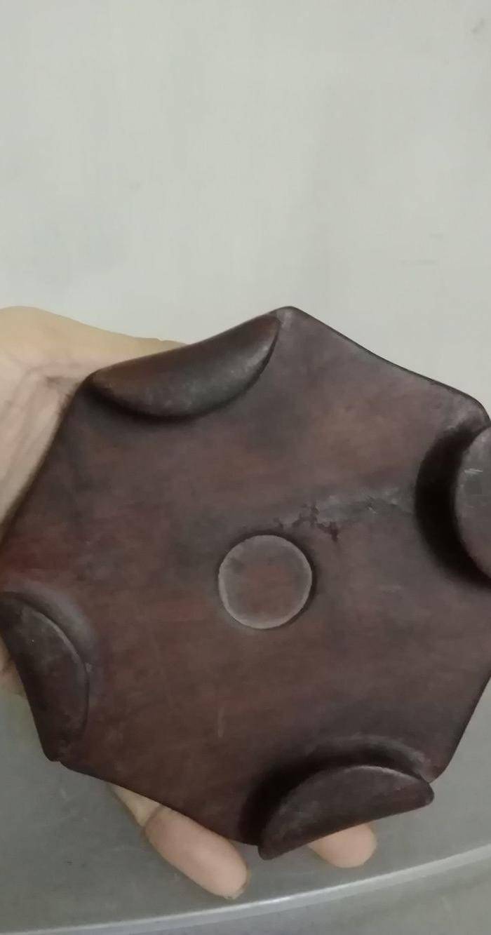 红木香炉底座图4