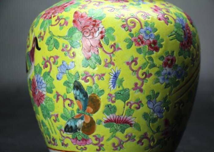 晚清精品黄地粉彩花鸟纹盖罐图4
