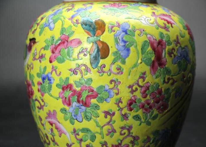 晚清精品黄地粉彩花鸟纹盖罐图5