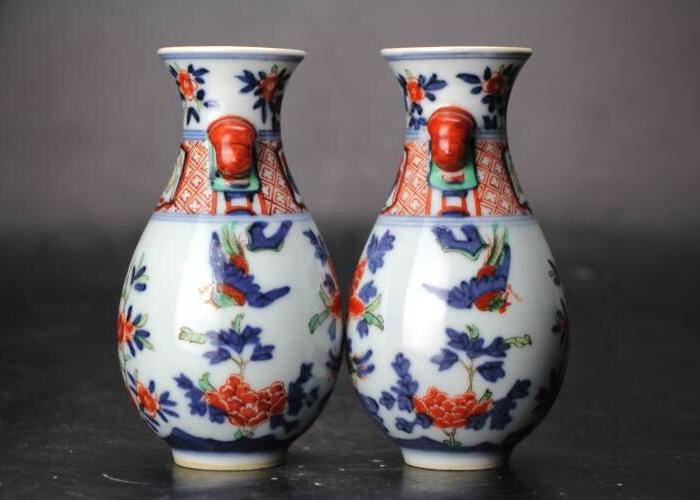 清光绪精品青花加彩花鸟纹兽耳琵琶尊一对图2