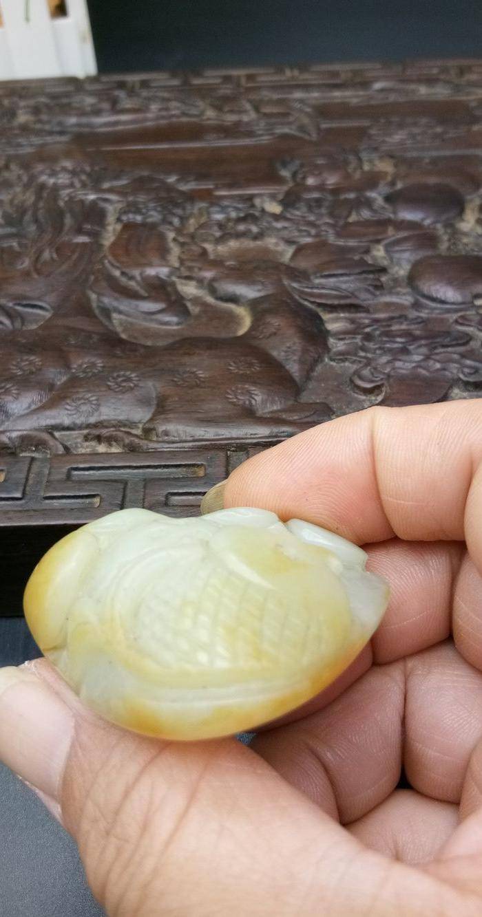 和田籽料挂件图6