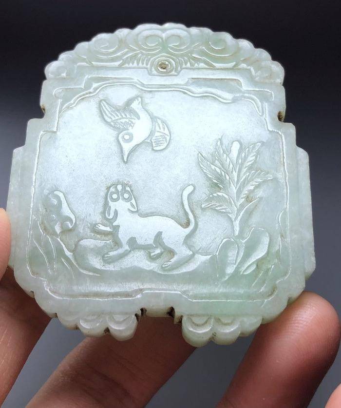精品 清代老翡翠牌一件图9