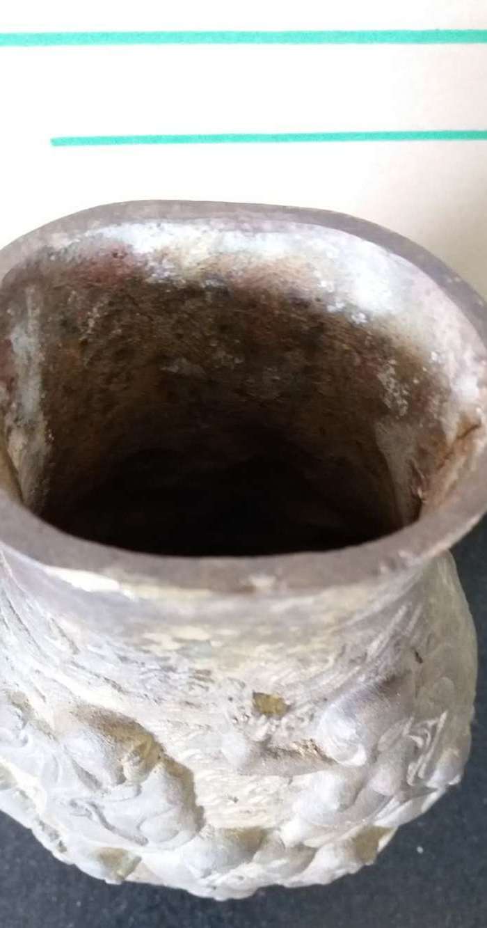 清代十八罗汉铜橄榄瓶图11