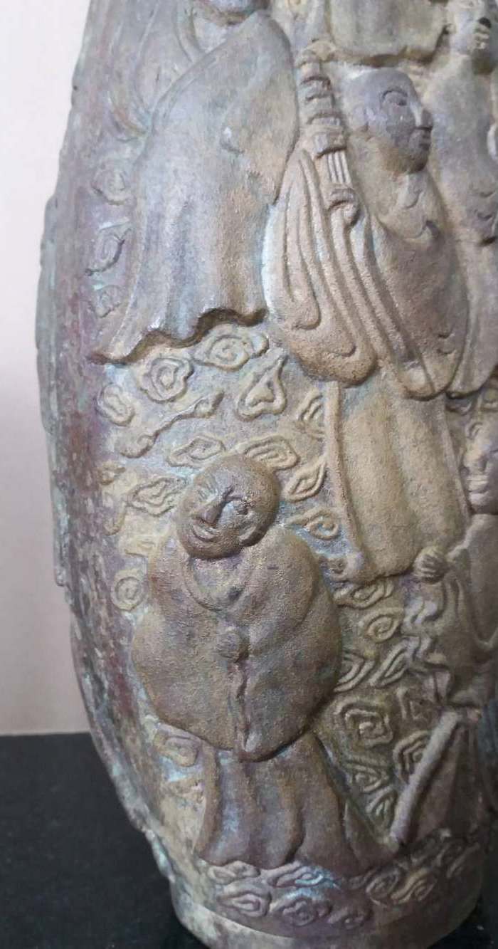 清代十八罗汉铜橄榄瓶图7