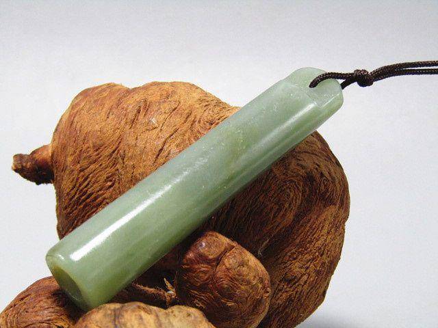 晚清和田玉 翎管 包浆润泽熟厚图3