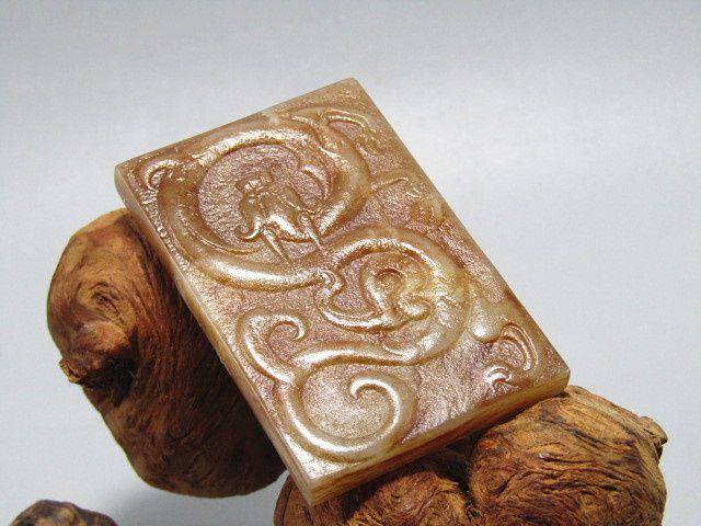 清和田玉 古龙牌 风化清晰图4