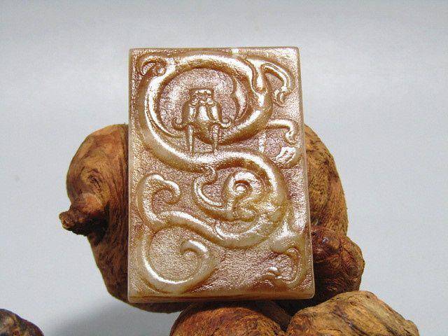清和田玉 古龙牌 风化清晰图3