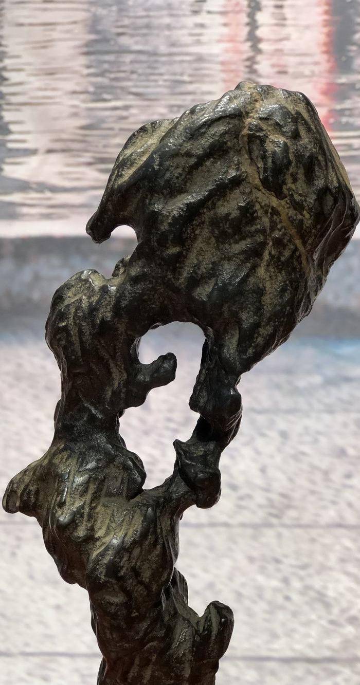 灵璧石。图6