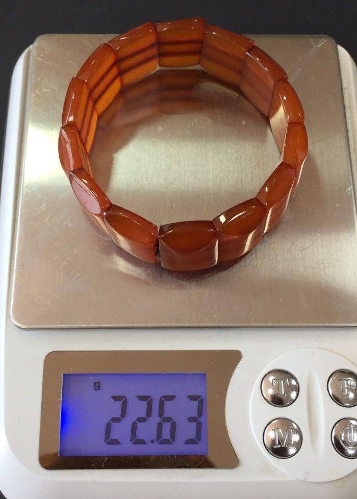 8006欧洲回流老蜜蜡手牌图8