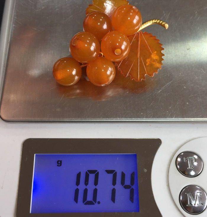 8021欧洲回流俄罗斯金工琥珀胸针图8