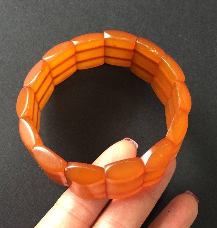 8025欧洲回流老蜜蜡手牌图5