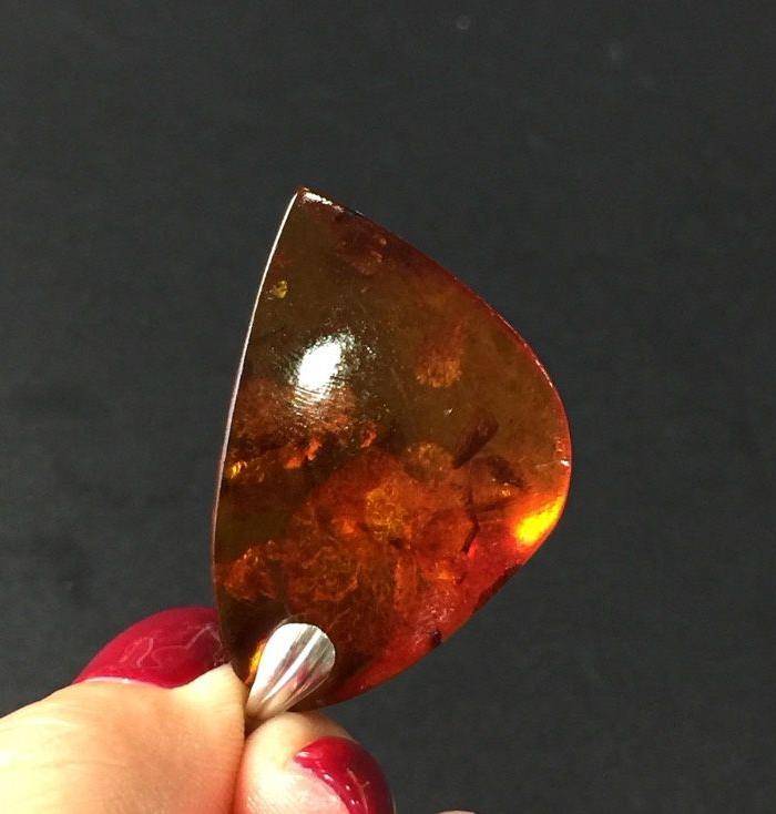 8029欧洲回馈血珀爆花坠子图8
