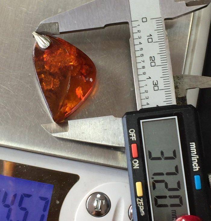 8029欧洲回馈血珀爆花坠子图10