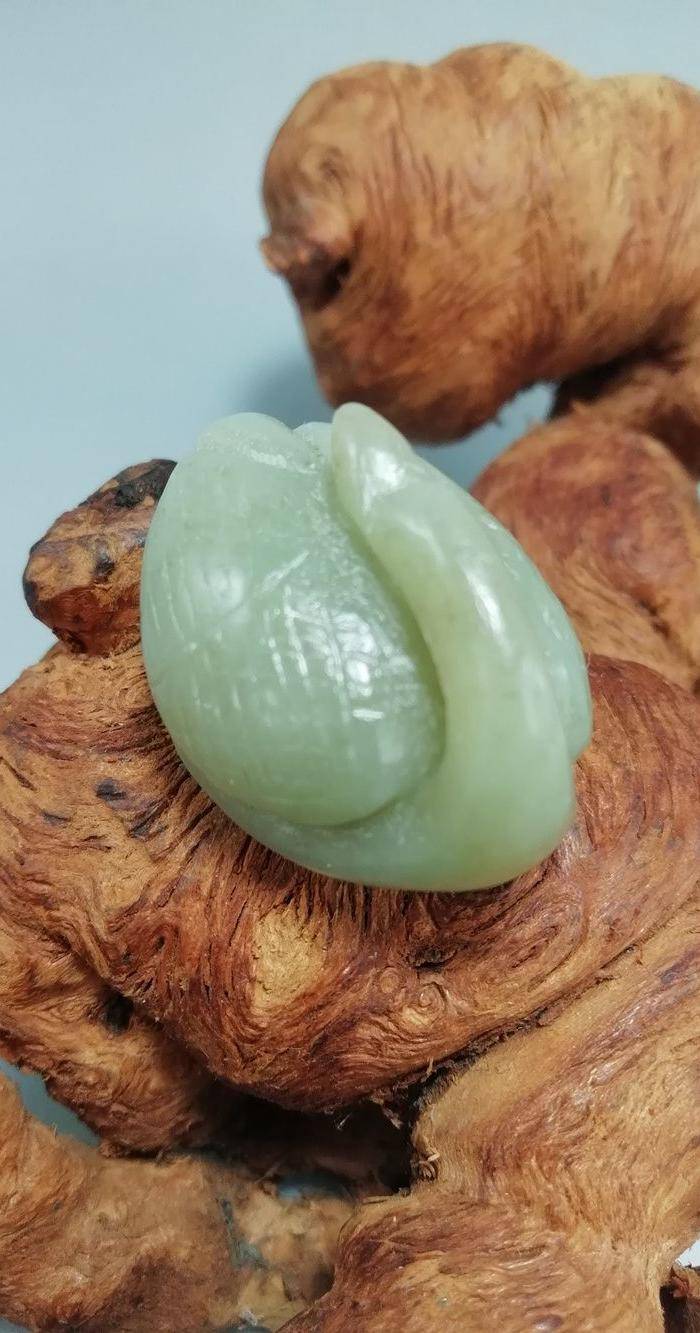 清 和田玉 天鹅 挂件图9