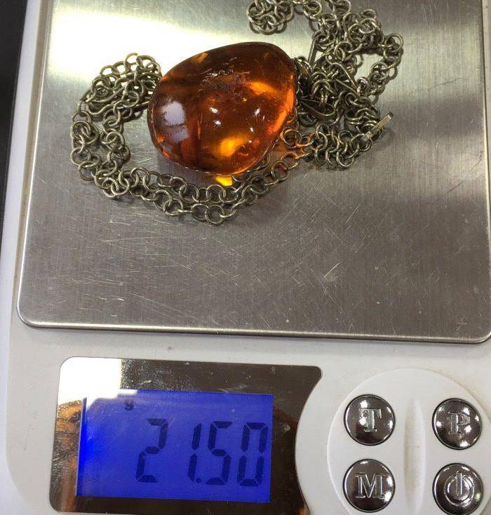 8059欧洲回流带皮原矿琥珀毛衣项链坠子图9