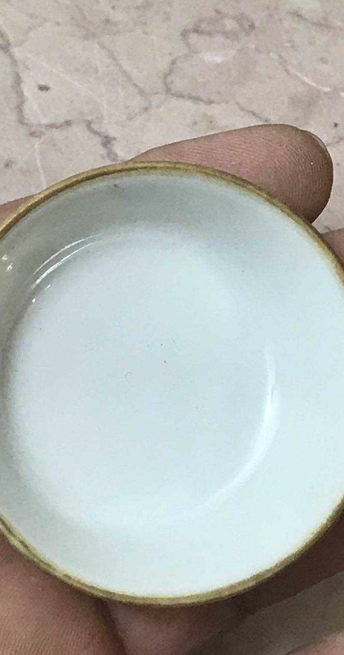 7007 清 粉彩草虫纹压手杯图7
