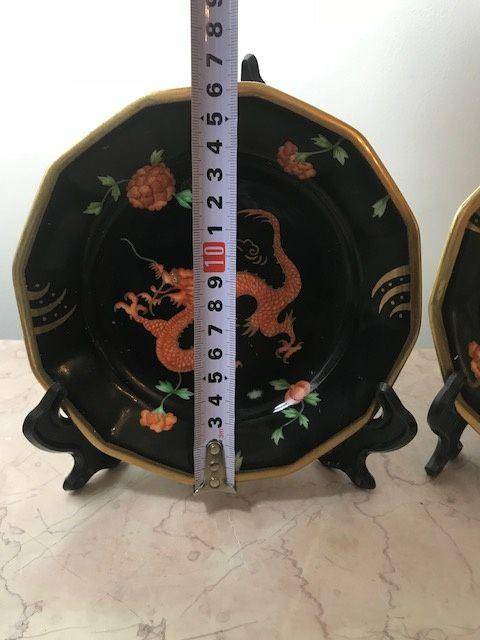 7009 欧洲手绘龙纹圆盘一对图8