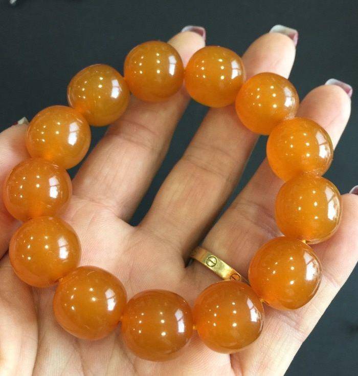 8076欧洲回流蜜蜡手串图4