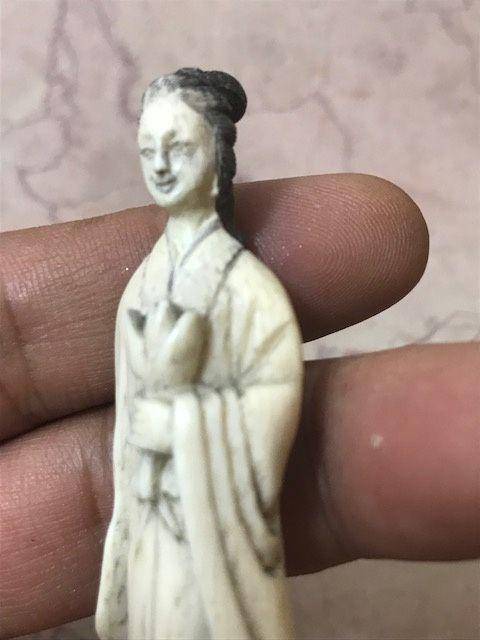 7027 仕女图3