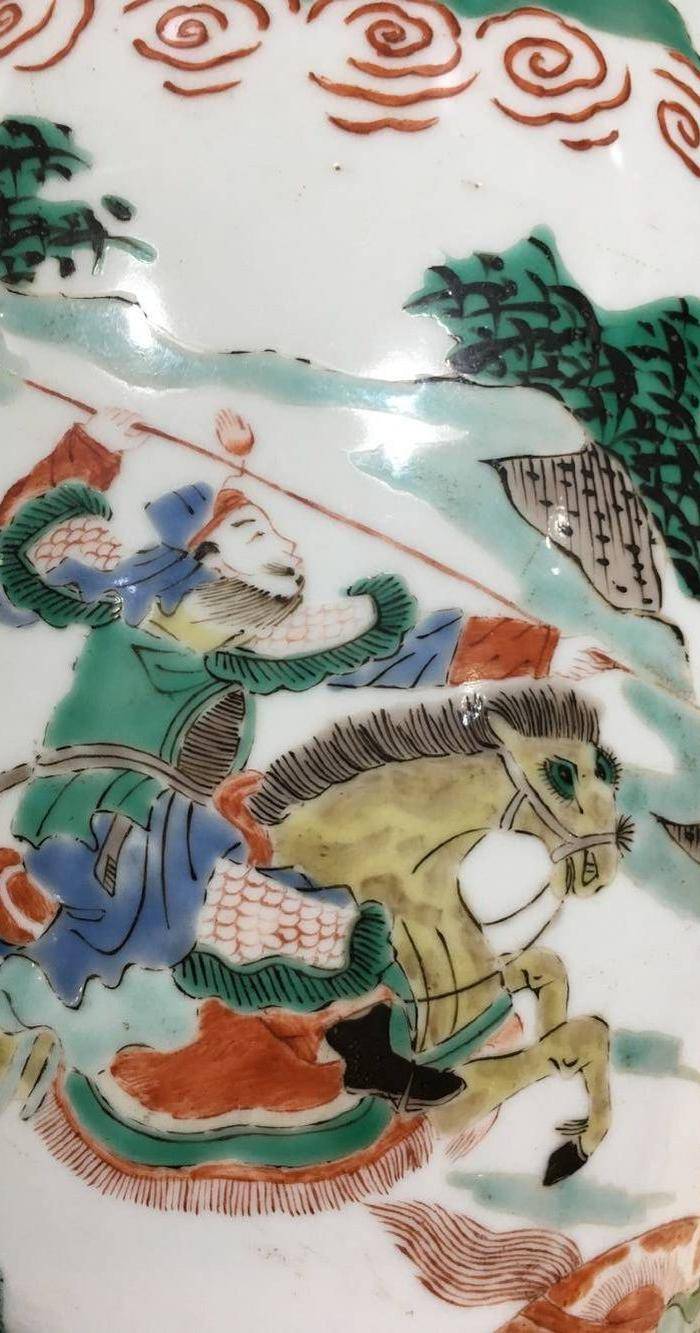 海外回流五彩人物大瓶一对图7