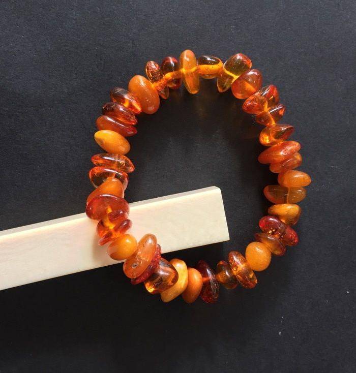 8098欧洲回流随形老蜜蜡手串图4