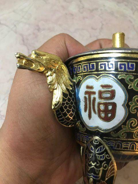 7038 铜鎏金掐丝珐琅三足龙耳香薰图5
