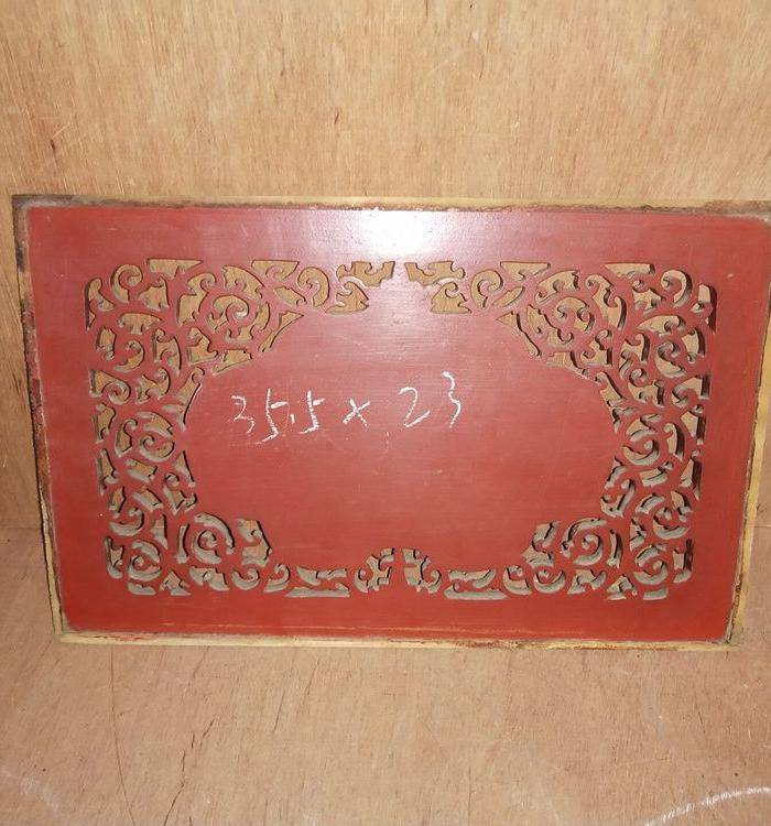 楠木镏金雕刻板图6
