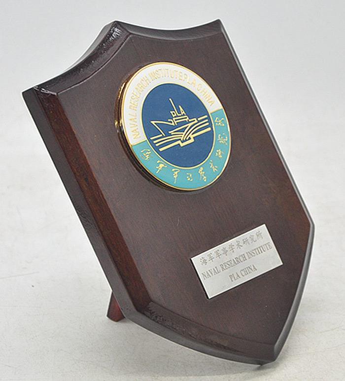 海军军事学术研究所徽章桌摆